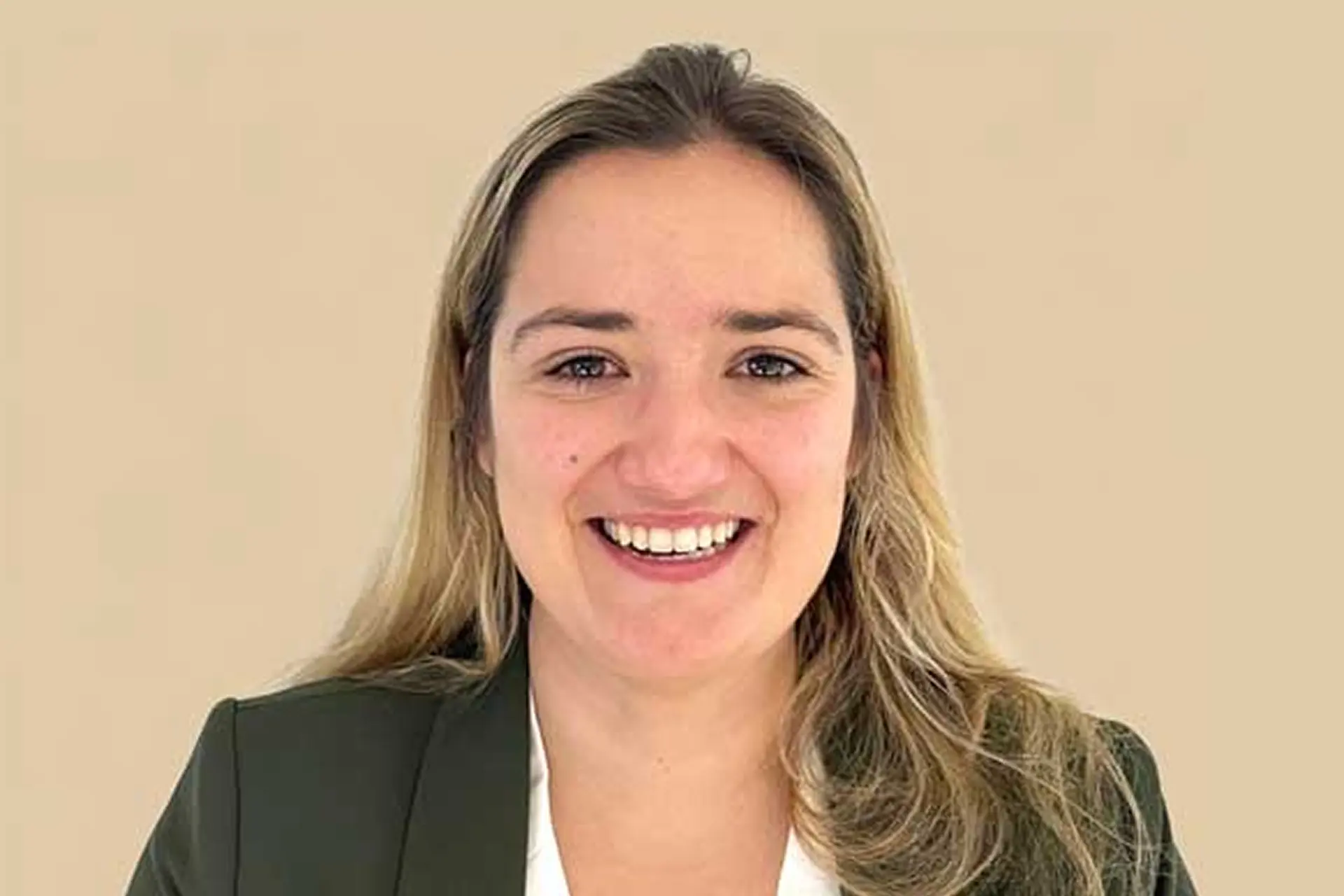 Vicky Nicholson Meet the team - Crest Nicholson